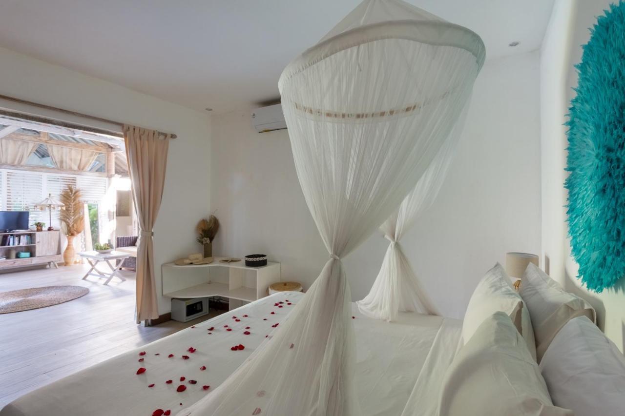 Cocowhite Villa Seminyak Exteriér fotografie