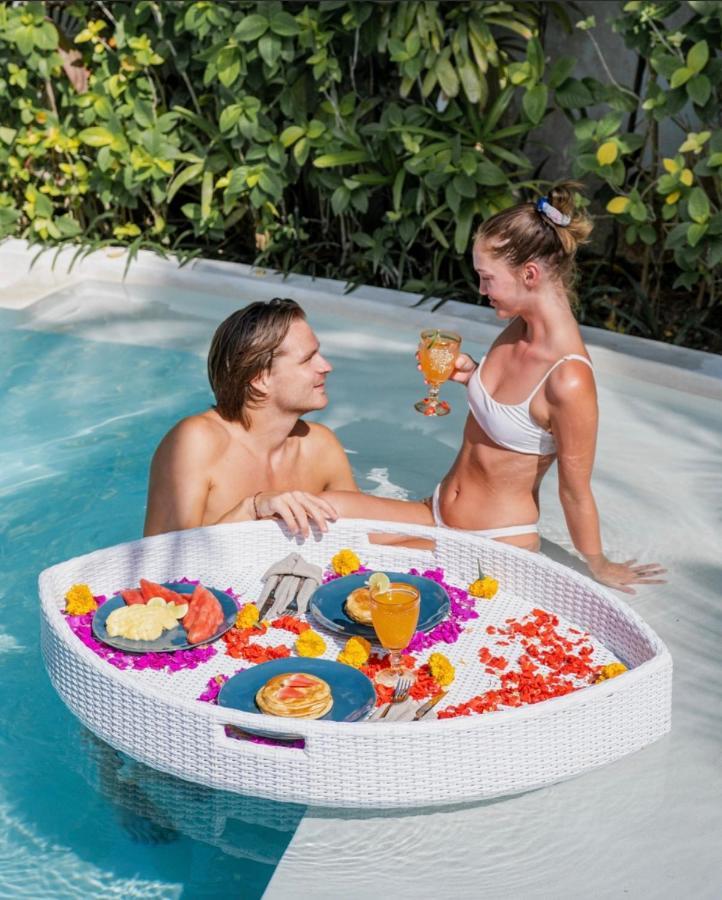 Cocowhite Villa Seminyak Exteriér fotografie