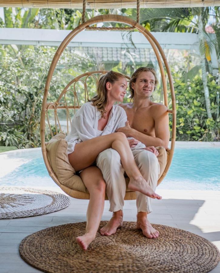 Cocowhite Villa Seminyak Exteriér fotografie