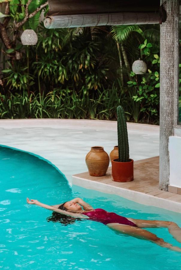 Cocowhite Villa Seminyak Exteriér fotografie