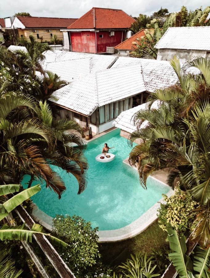 Cocowhite Villa Seminyak Exteriér fotografie